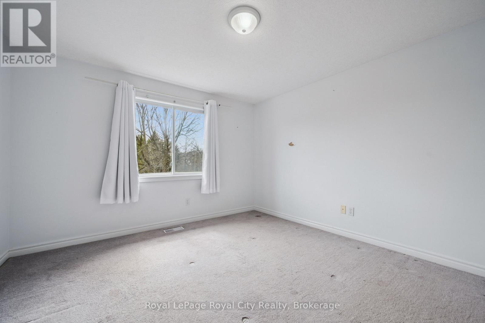 30 DARNELL ROAD - 25