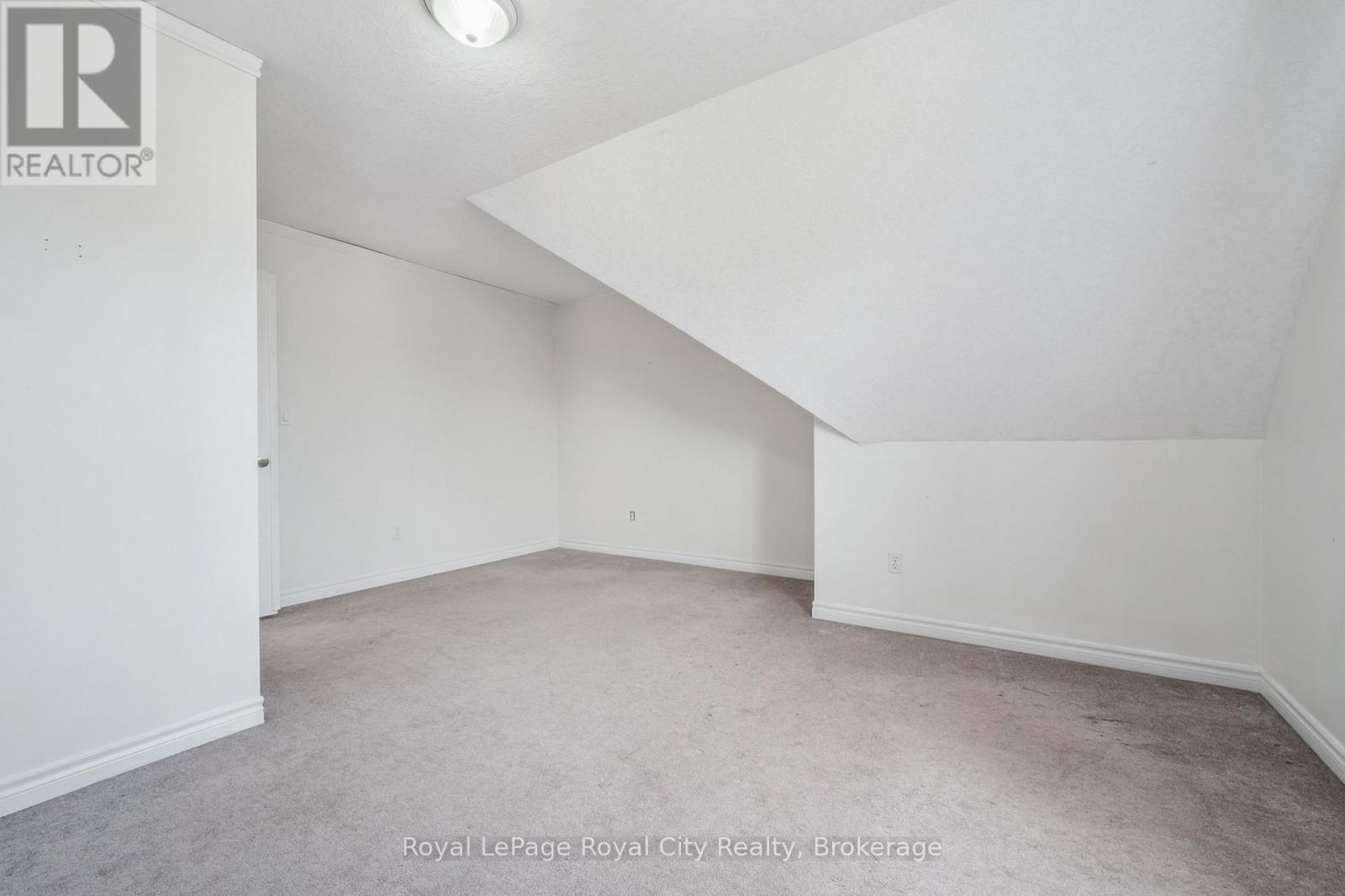 30 DARNELL ROAD - 30