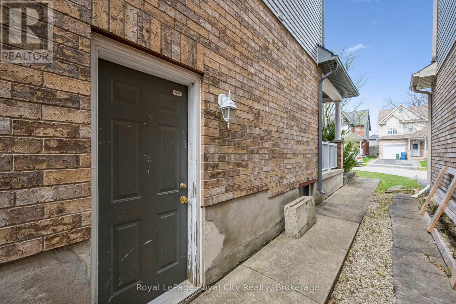 30 DARNELL ROAD - 35