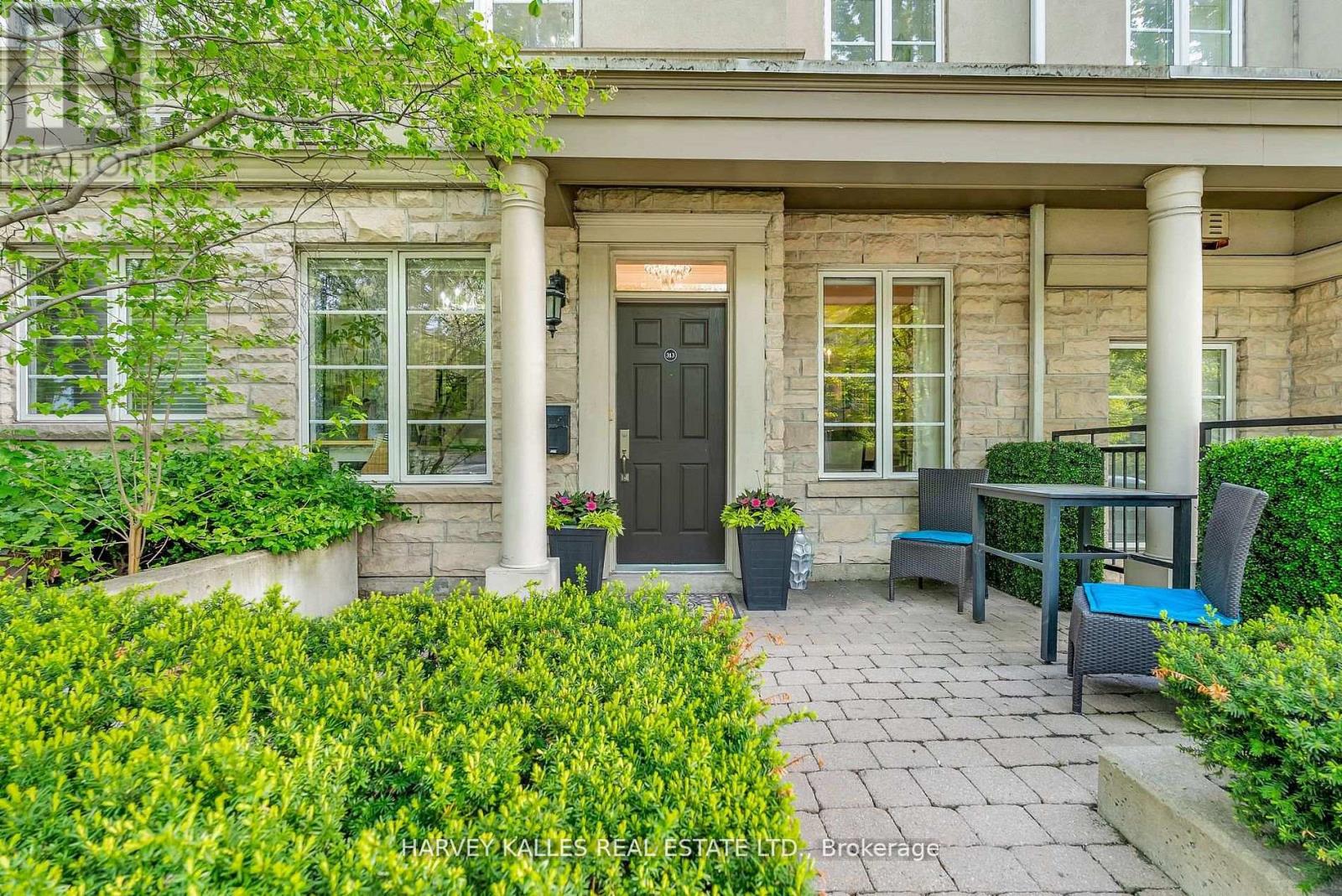 #313 51 YORK MILLS ROAD - 3
