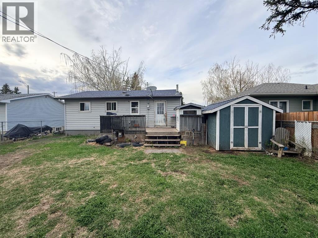 5115 56A Street - 25