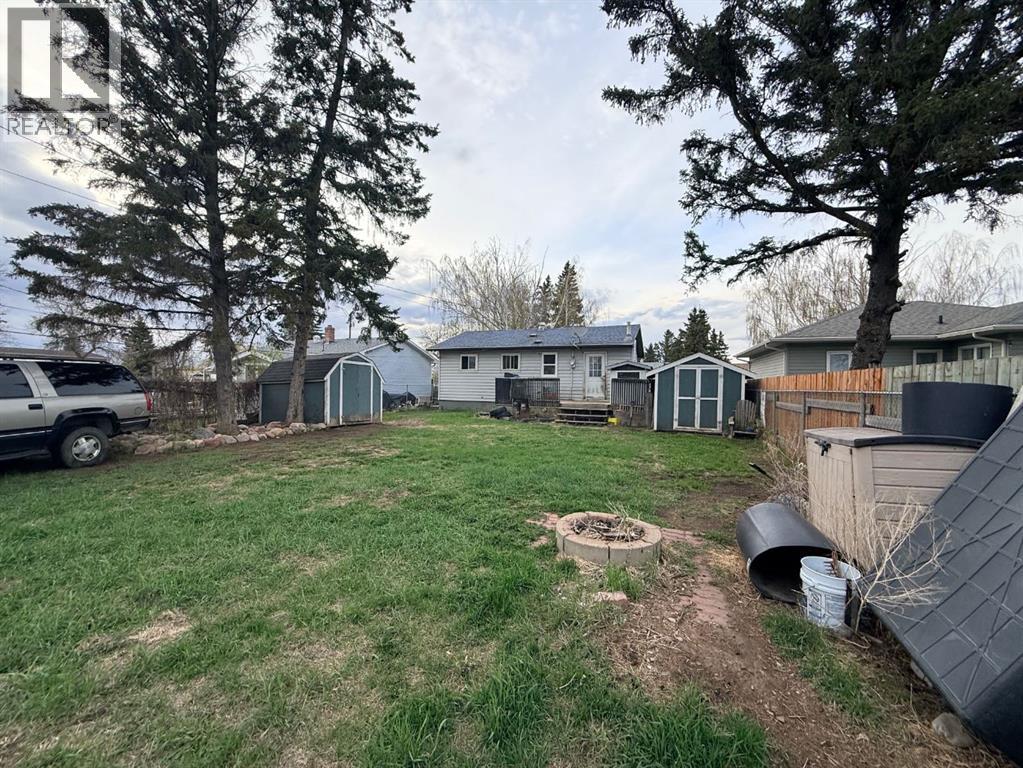 5115 56A Street - 23