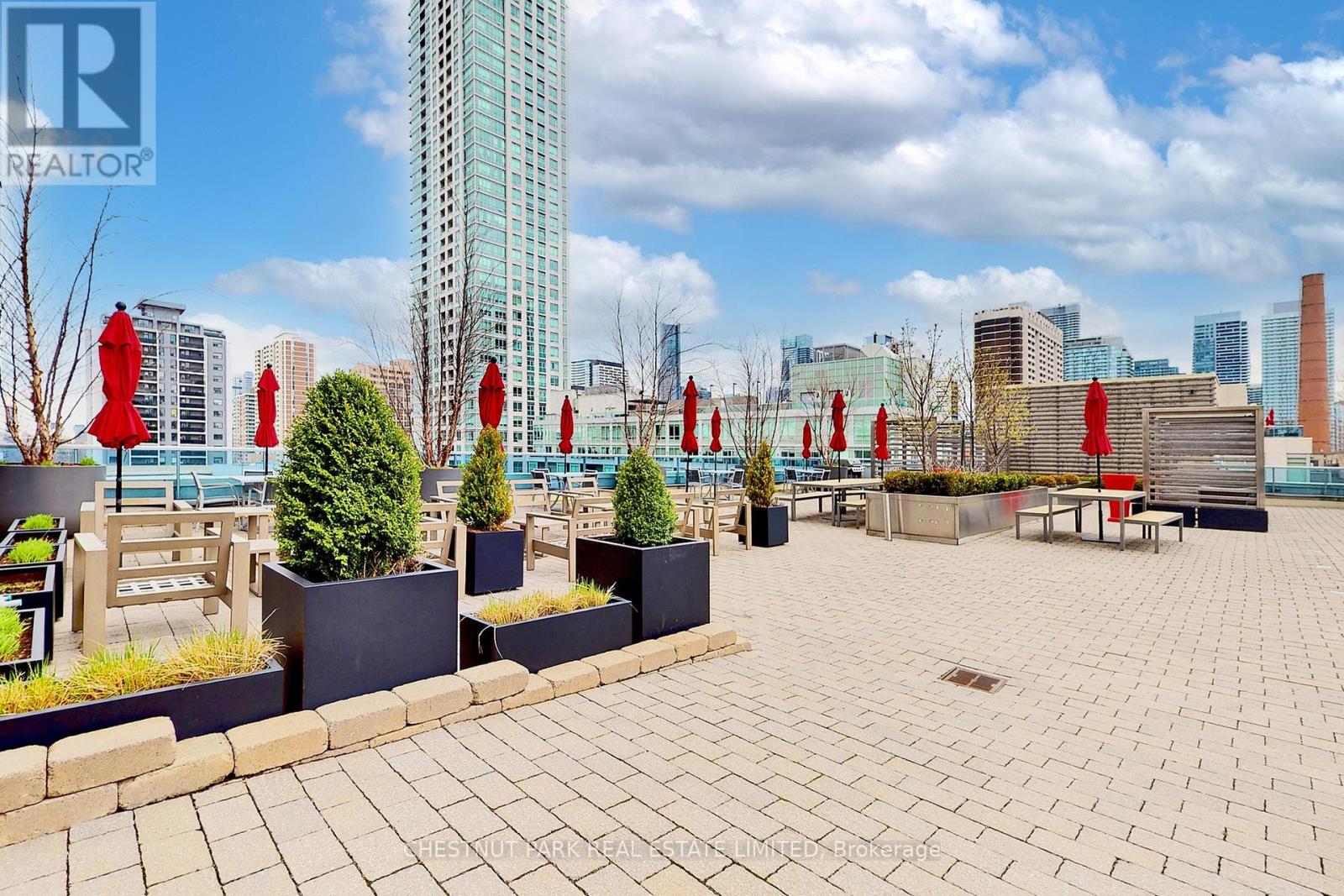 #2506 500 SHERBOURNE STREET - 25