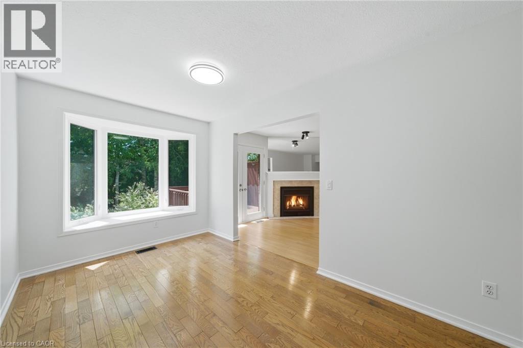 180 LAWRENCE Lane - 19