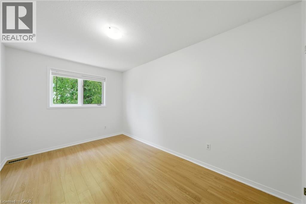 180 LAWRENCE Lane - 31