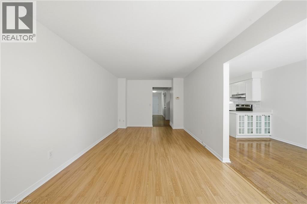 180 LAWRENCE Lane - 11