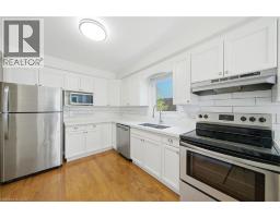 180 Lawrence Lane, Fonthill, ON L2S1E4 Photo 16