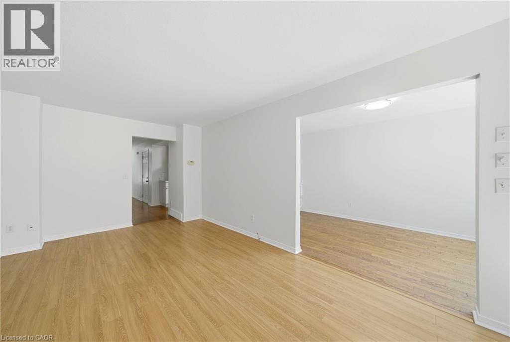 180 LAWRENCE Lane - 12