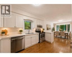 180 Lawrence Lane, Fonthill, ON L2S1E4 Photo 13