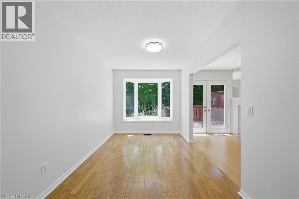 180 LAWRENCE Lane - 18