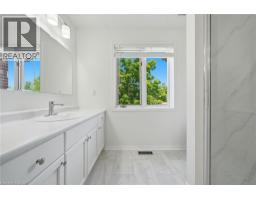 180 Lawrence Lane, Fonthill, ON L2S1E4 Photo 28