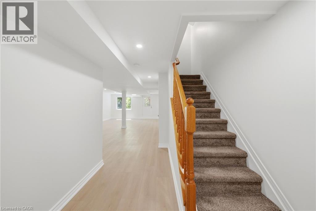 180 LAWRENCE Lane - 34