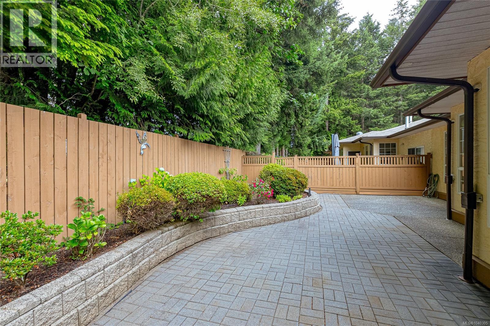 #28 2979 River Rd - 28
