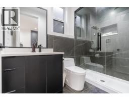 8056 12th Avenue, Burnaby, BC V3N2L1 Photo 28