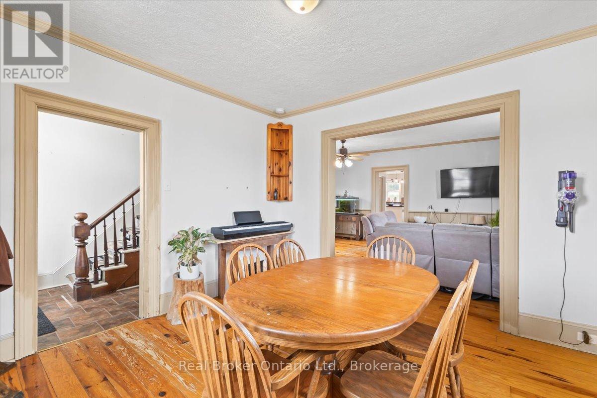 115 DURHAM STREET W - 6