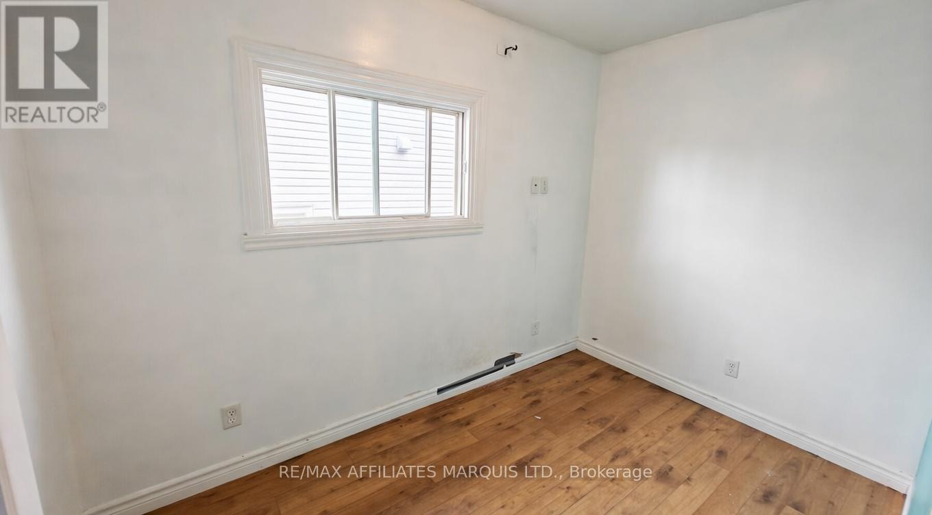 334 PRINCE ARTHUR STREET - 9