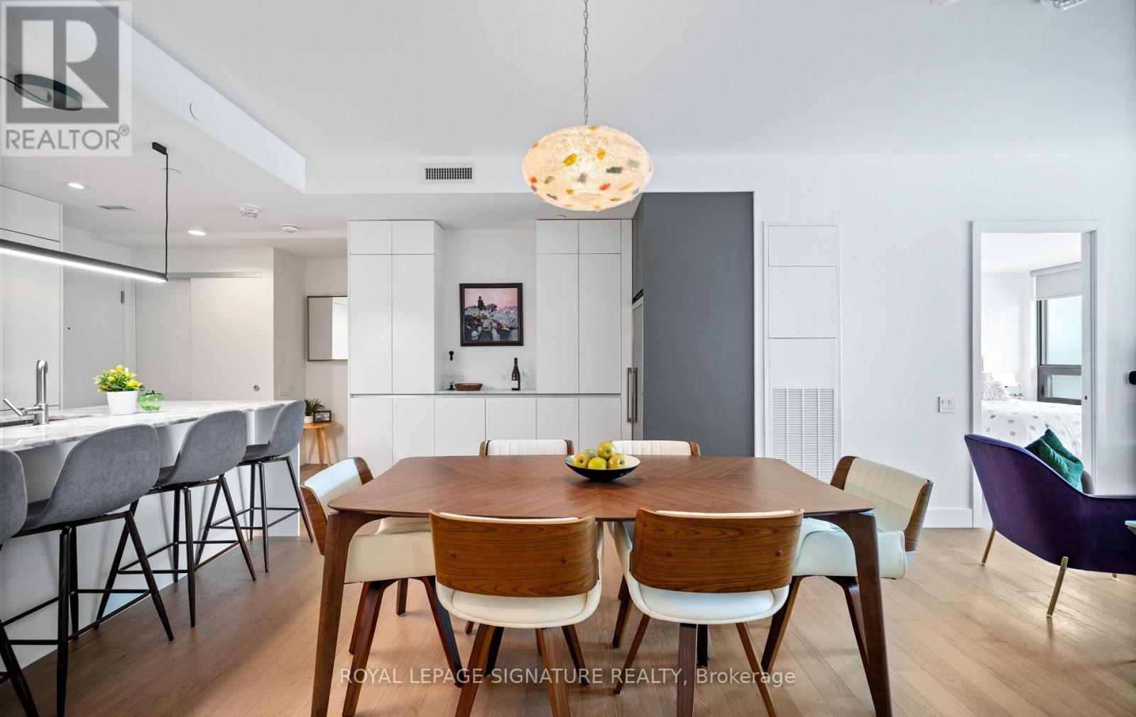 #407 1414 BAYVIEW AVENUE - 15