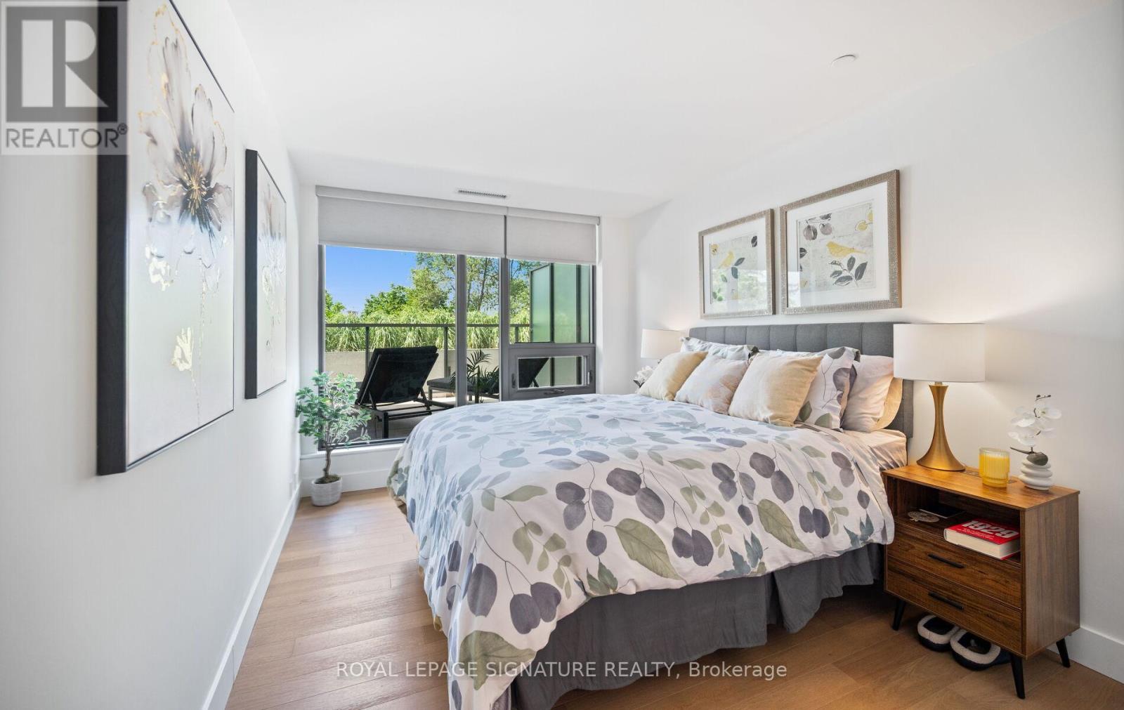 #407 1414 BAYVIEW AVENUE - 24