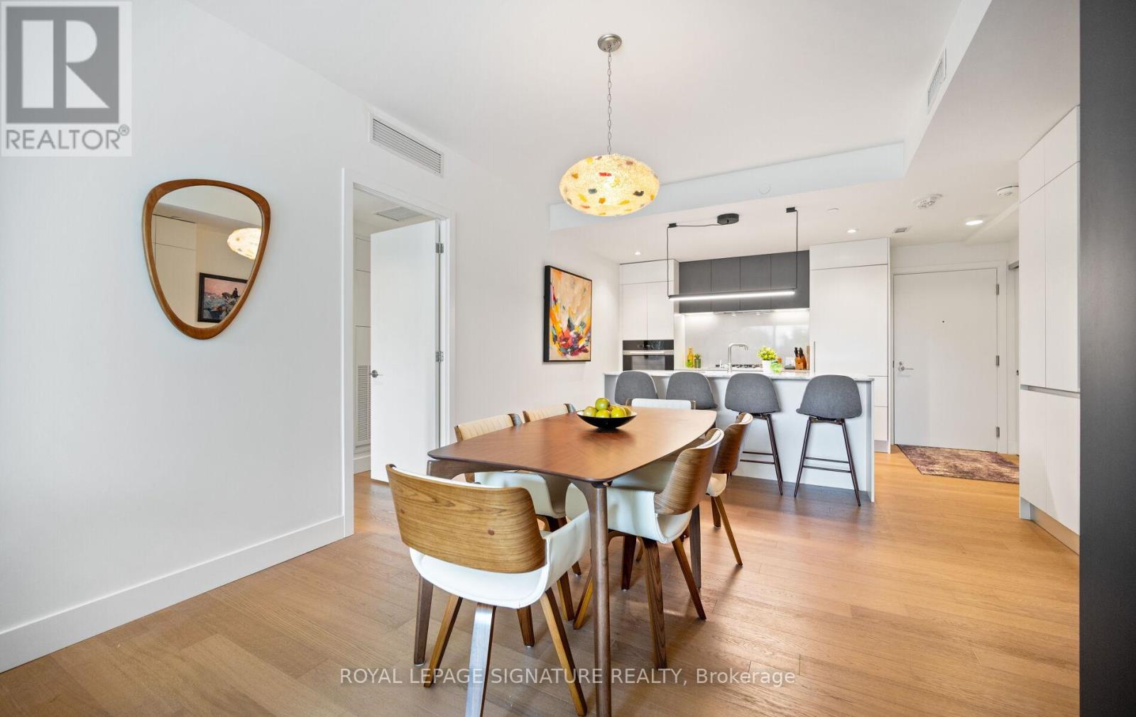 #407 1414 BAYVIEW AVENUE - 13