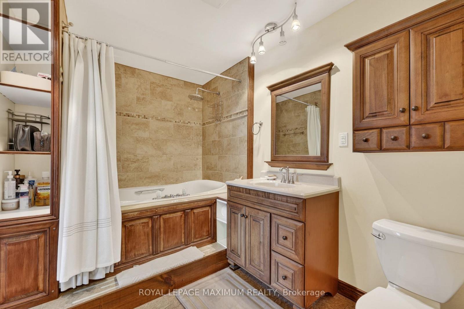 4372 TRAIN STREET - 26