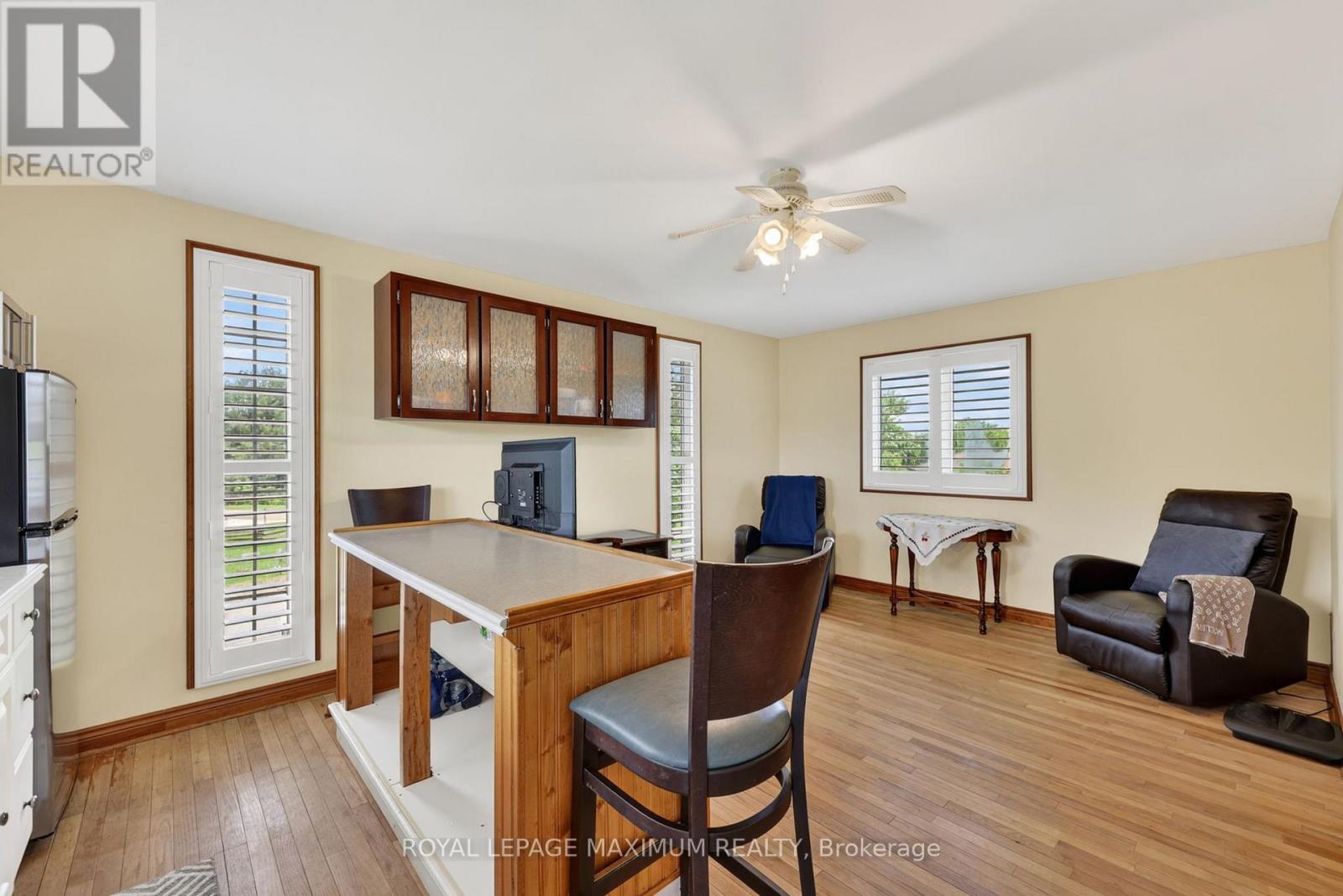 4372 TRAIN STREET - 36