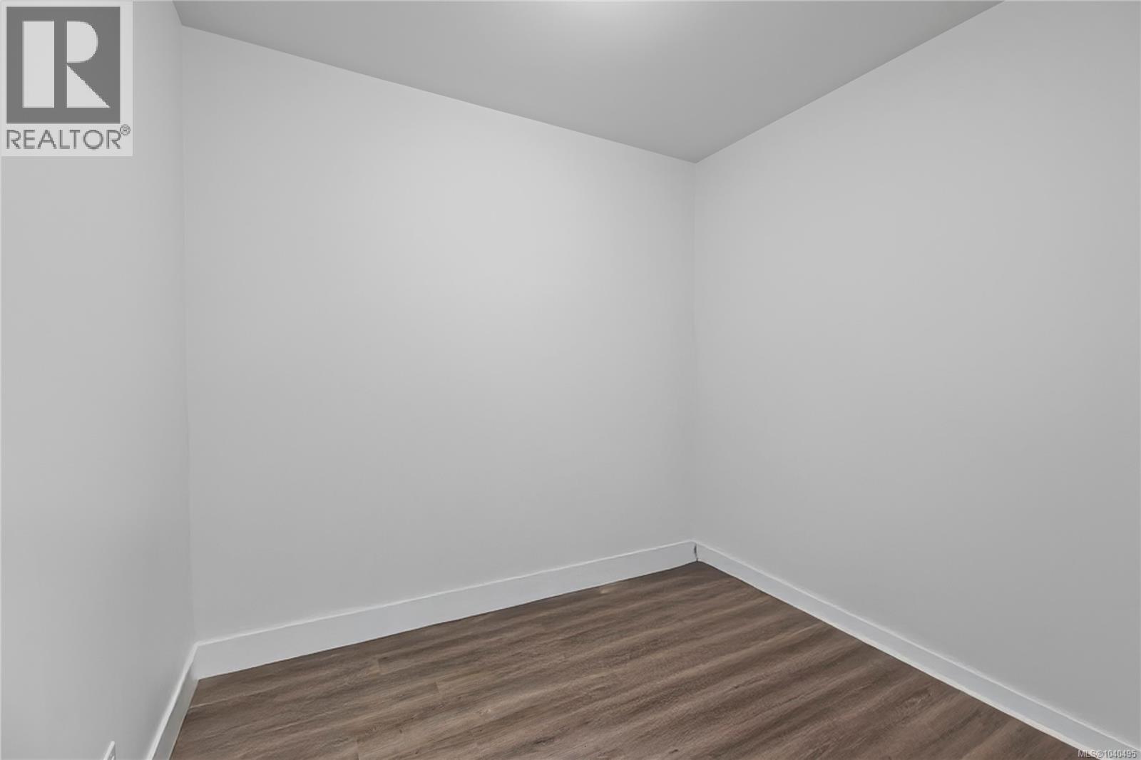 #107 147 Haliburton St - Image 18
