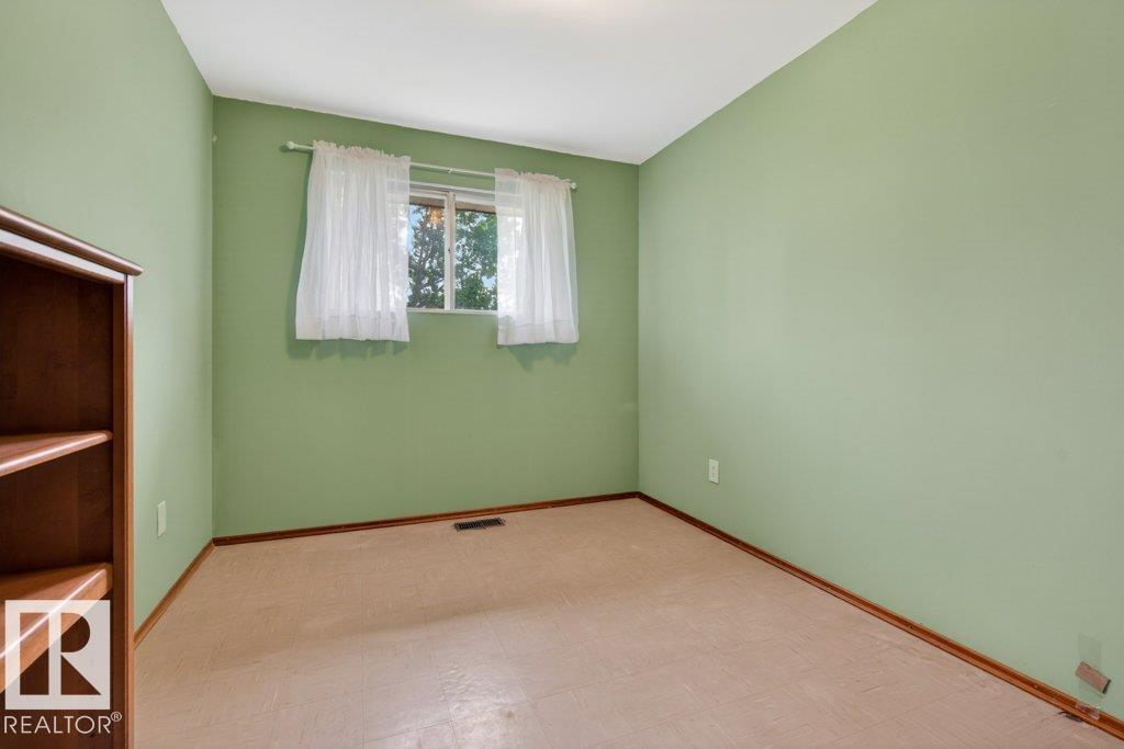 5308 105A ST NW — photo 23