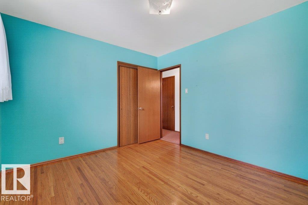 5308 105A ST NW — photo 18