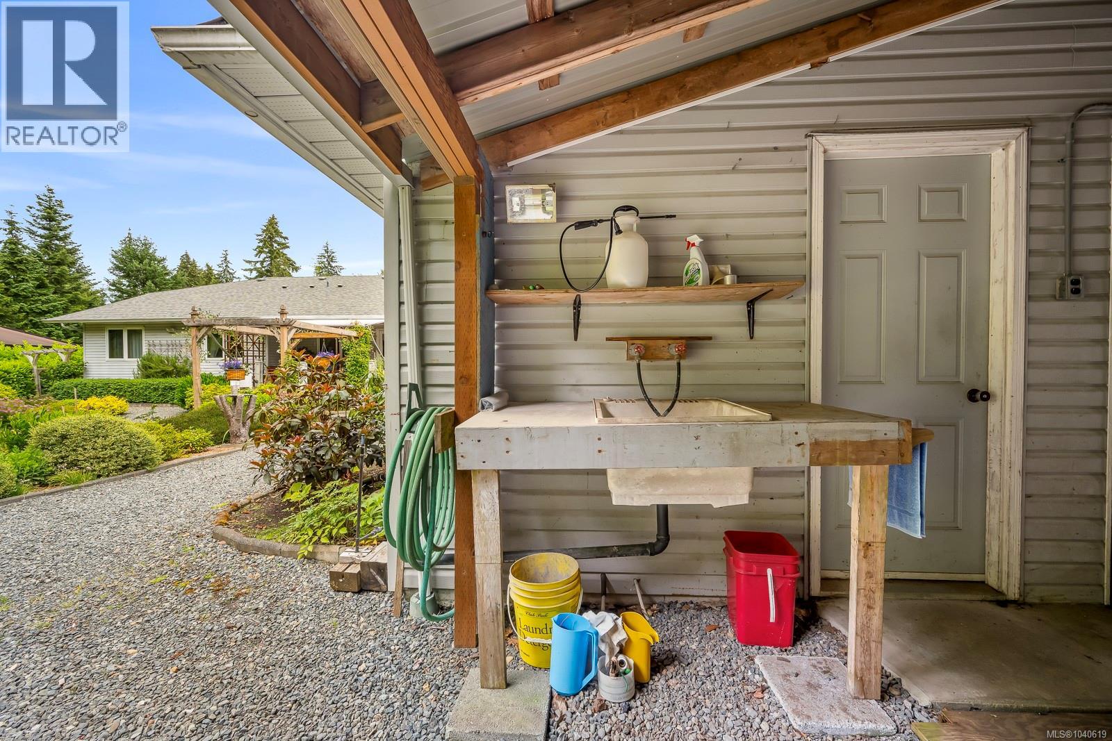 6531 MYSTERY BEACH Rd - 94
