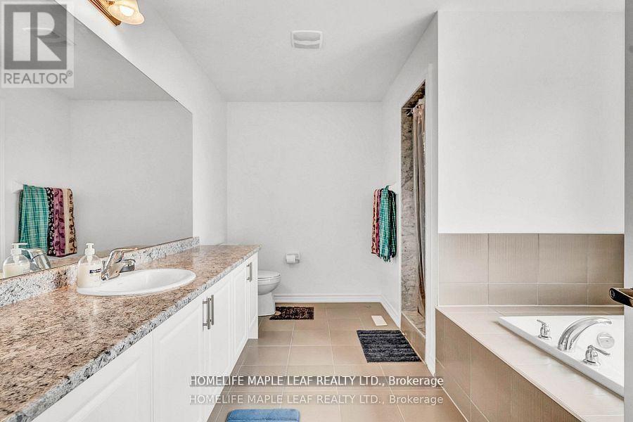 377 RUSSELL STREET - 20