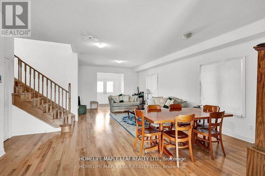 377 RUSSELL STREET - 6