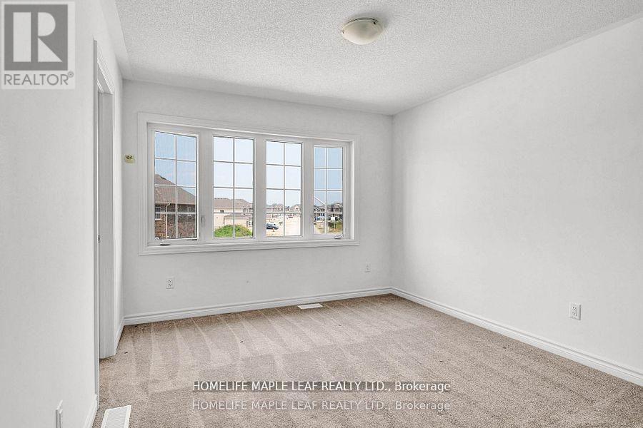 377 RUSSELL STREET - 9