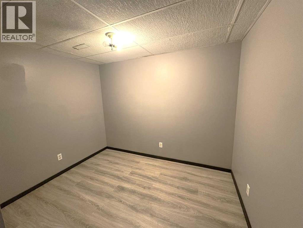 5602 47 Avenue W - 22