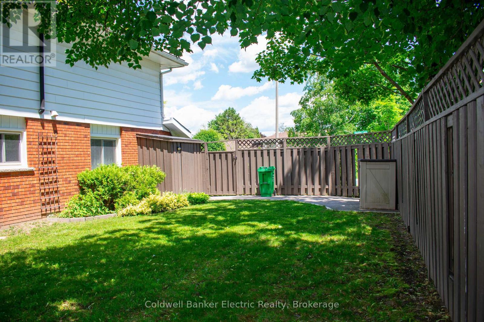 1341 HEATHER LANE - 32