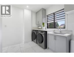 4pc Bathroom - 2 Currie Drive, Morriston, ON N0B2C0 Photo 16