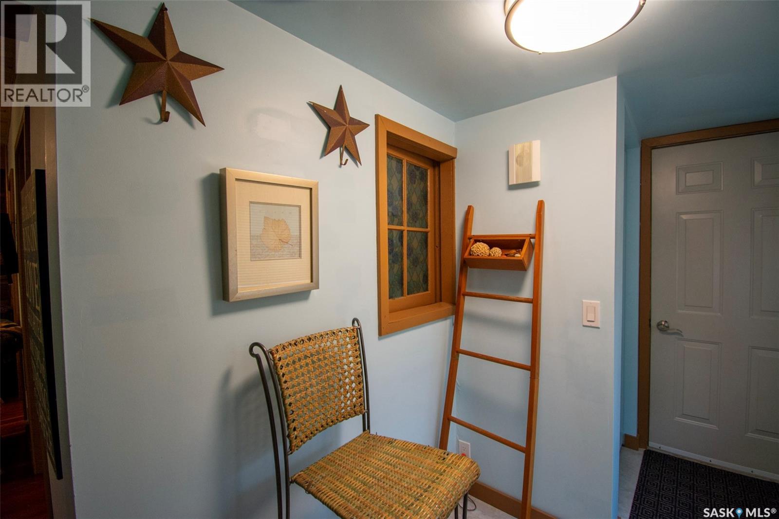 106 Nicoll AVENUE - 4