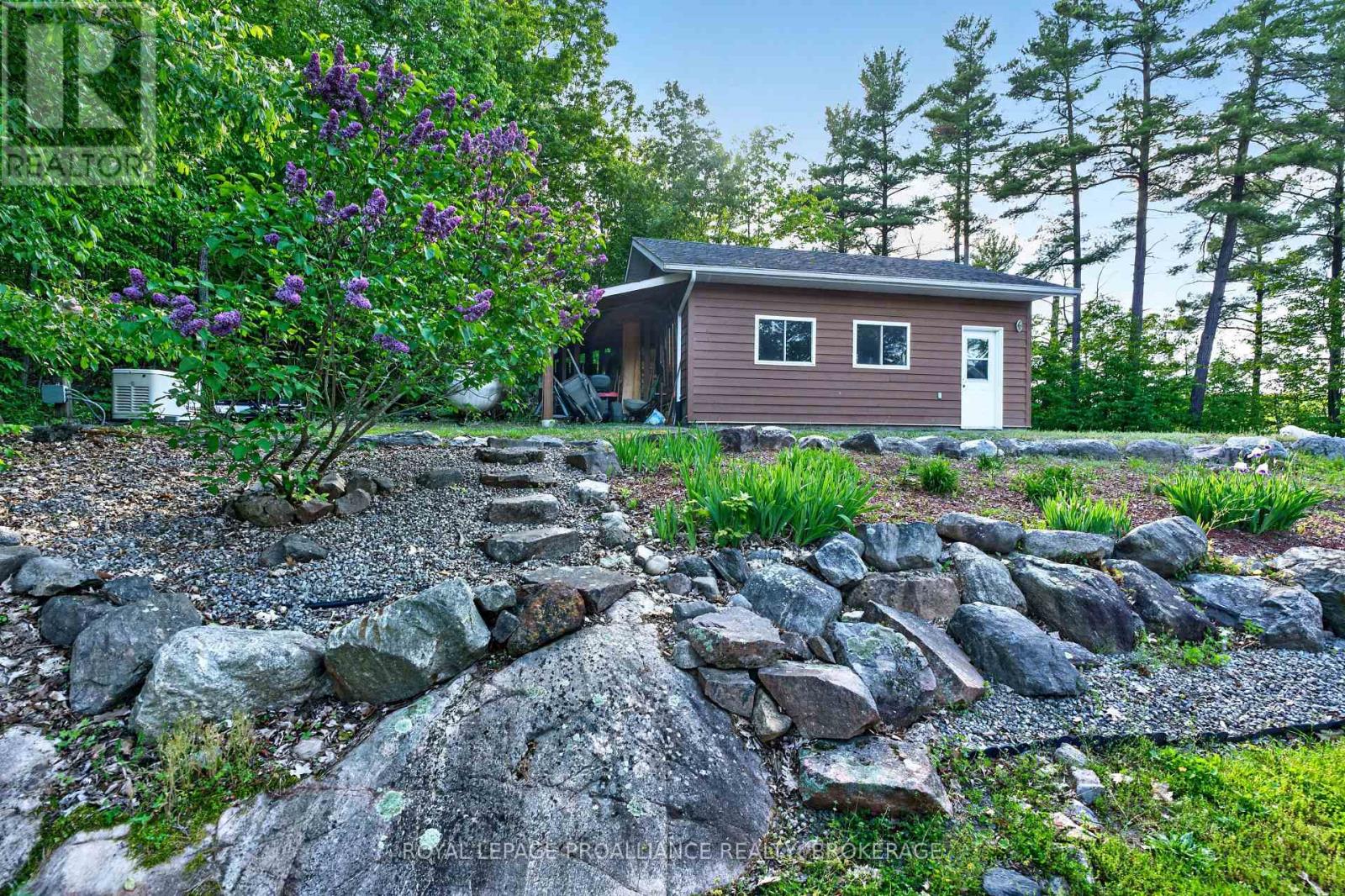 606 WHITES POINT ROAD - 14