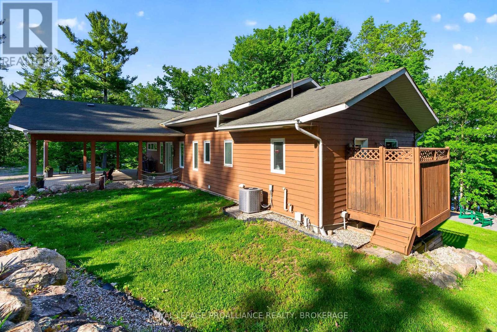 606 WHITES POINT ROAD - 5