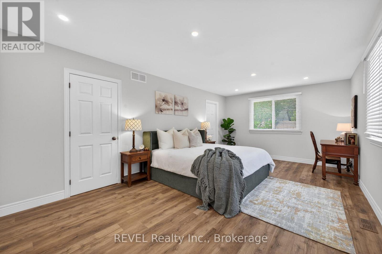 349 SCOTT AVENUE - 16