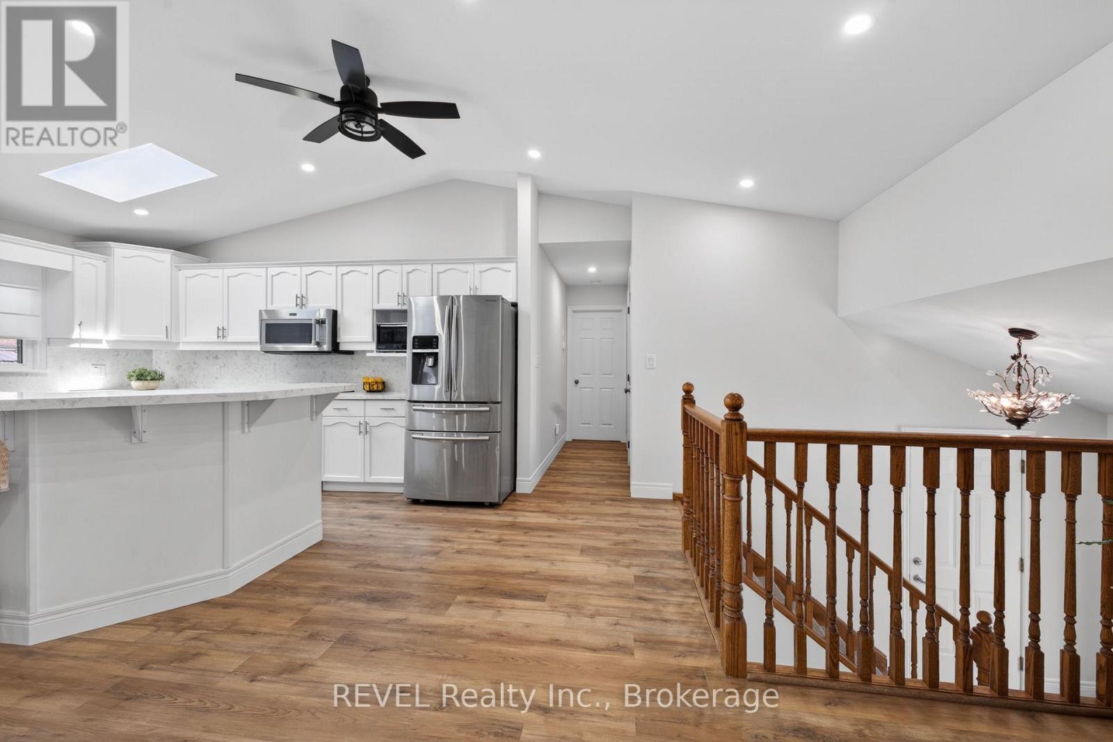 349 SCOTT AVENUE - 12