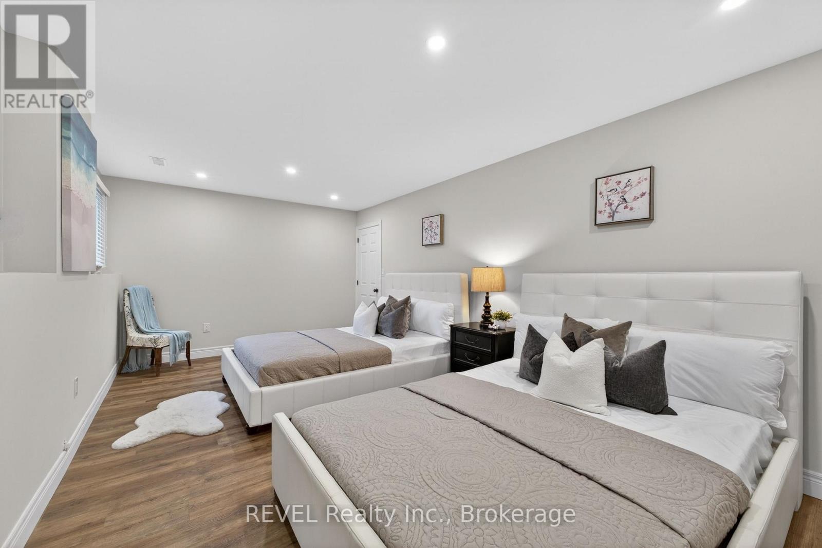 349 SCOTT AVENUE - 20