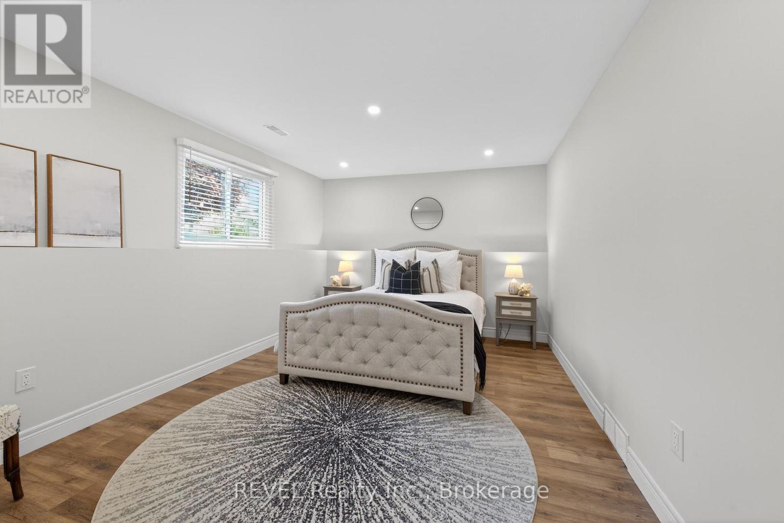 349 SCOTT AVENUE - 24