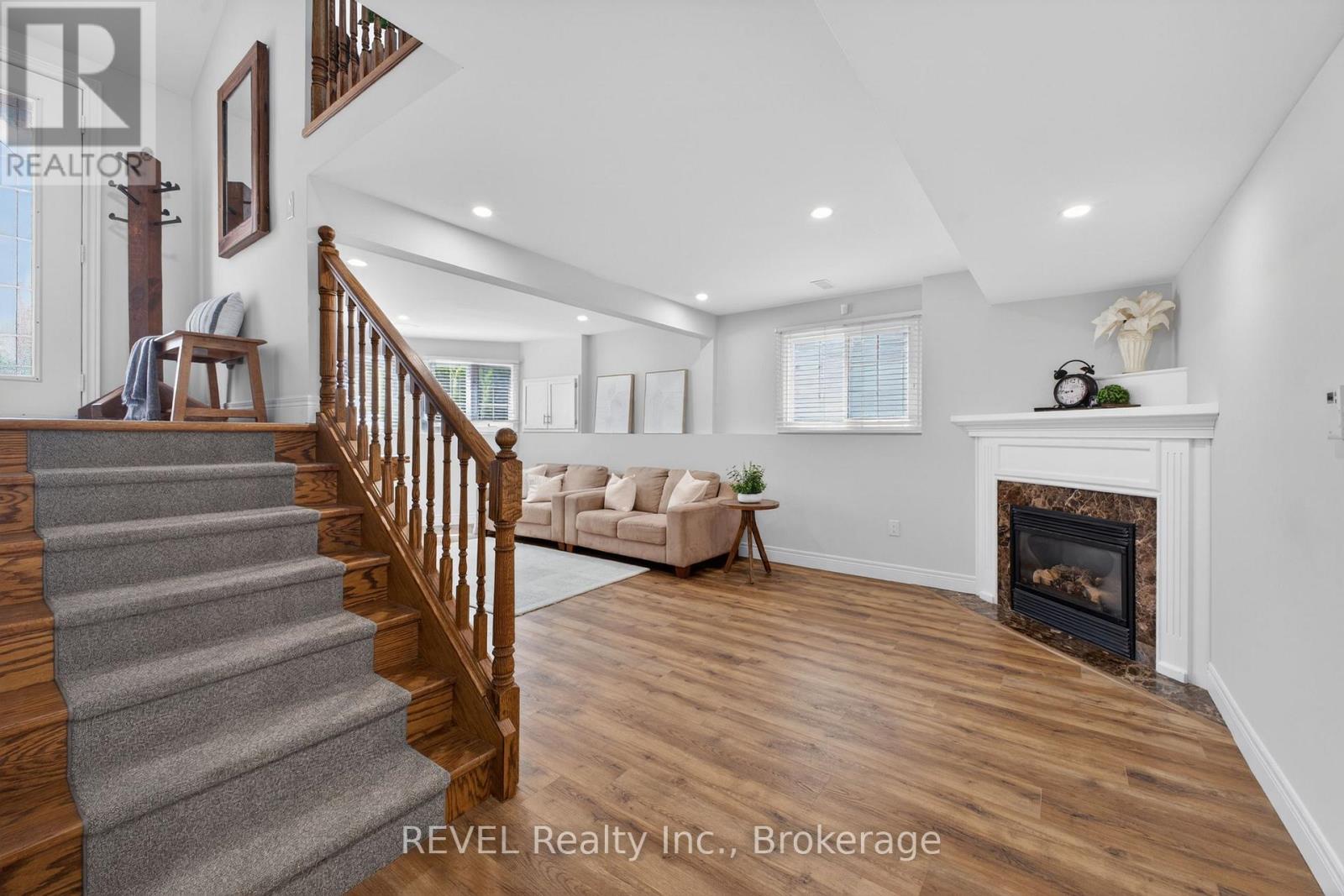 349 SCOTT AVENUE - 27