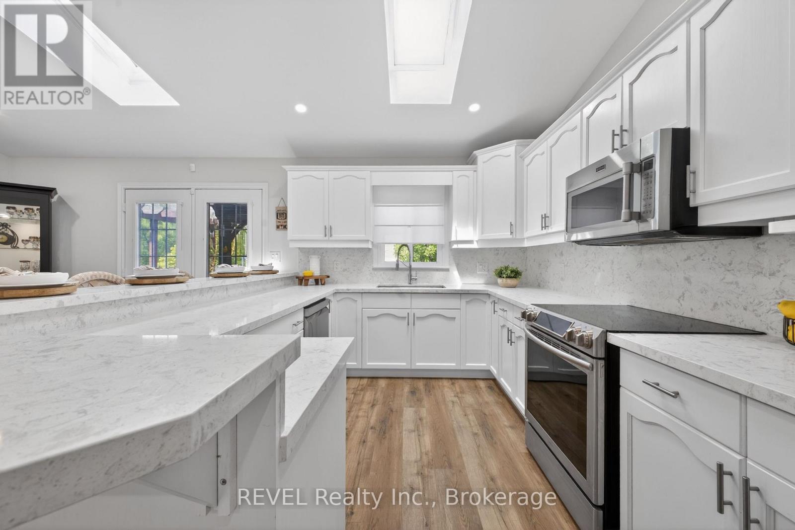 349 SCOTT AVENUE - 8