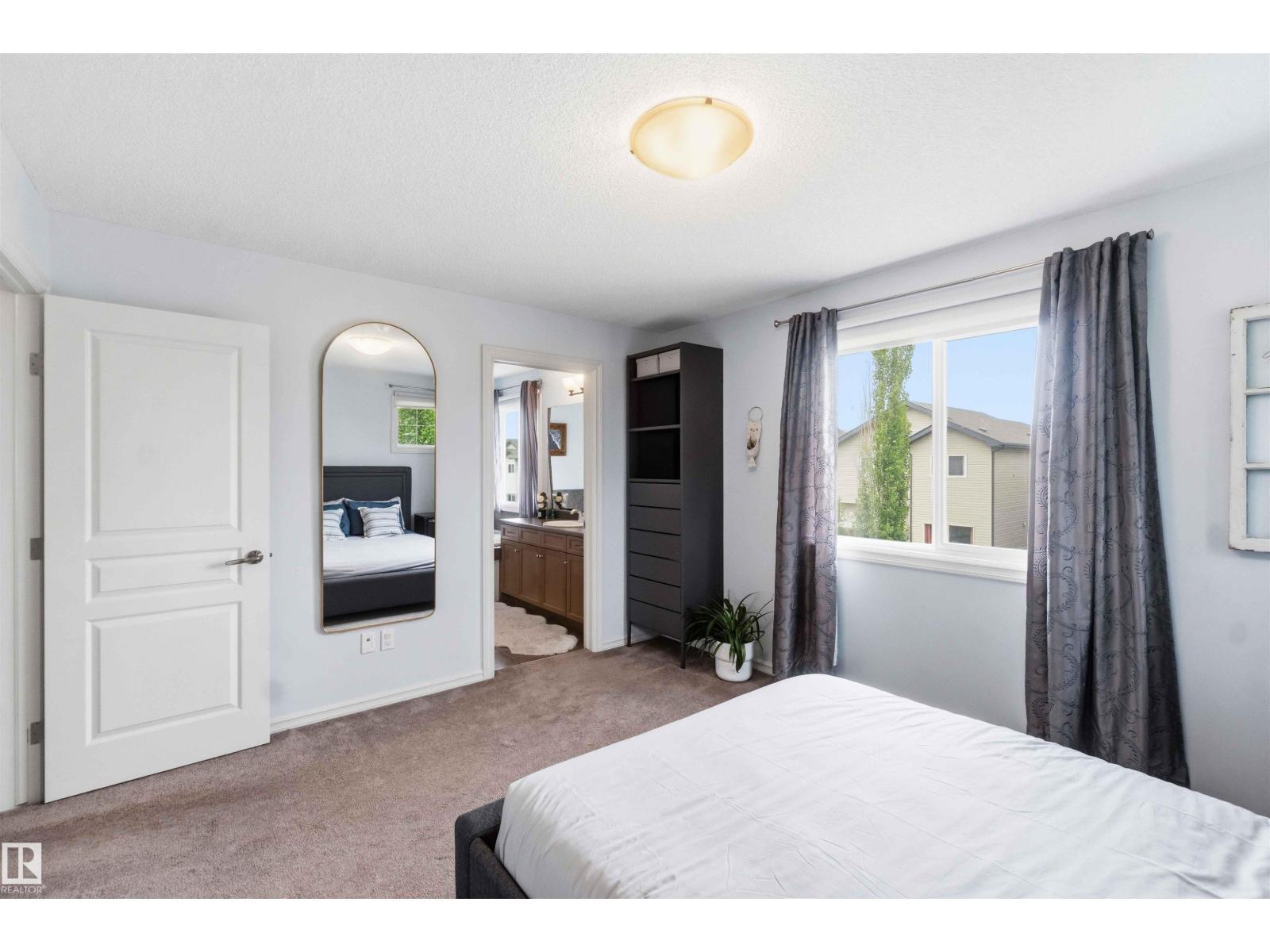38 CRANSTON PL — photo 29