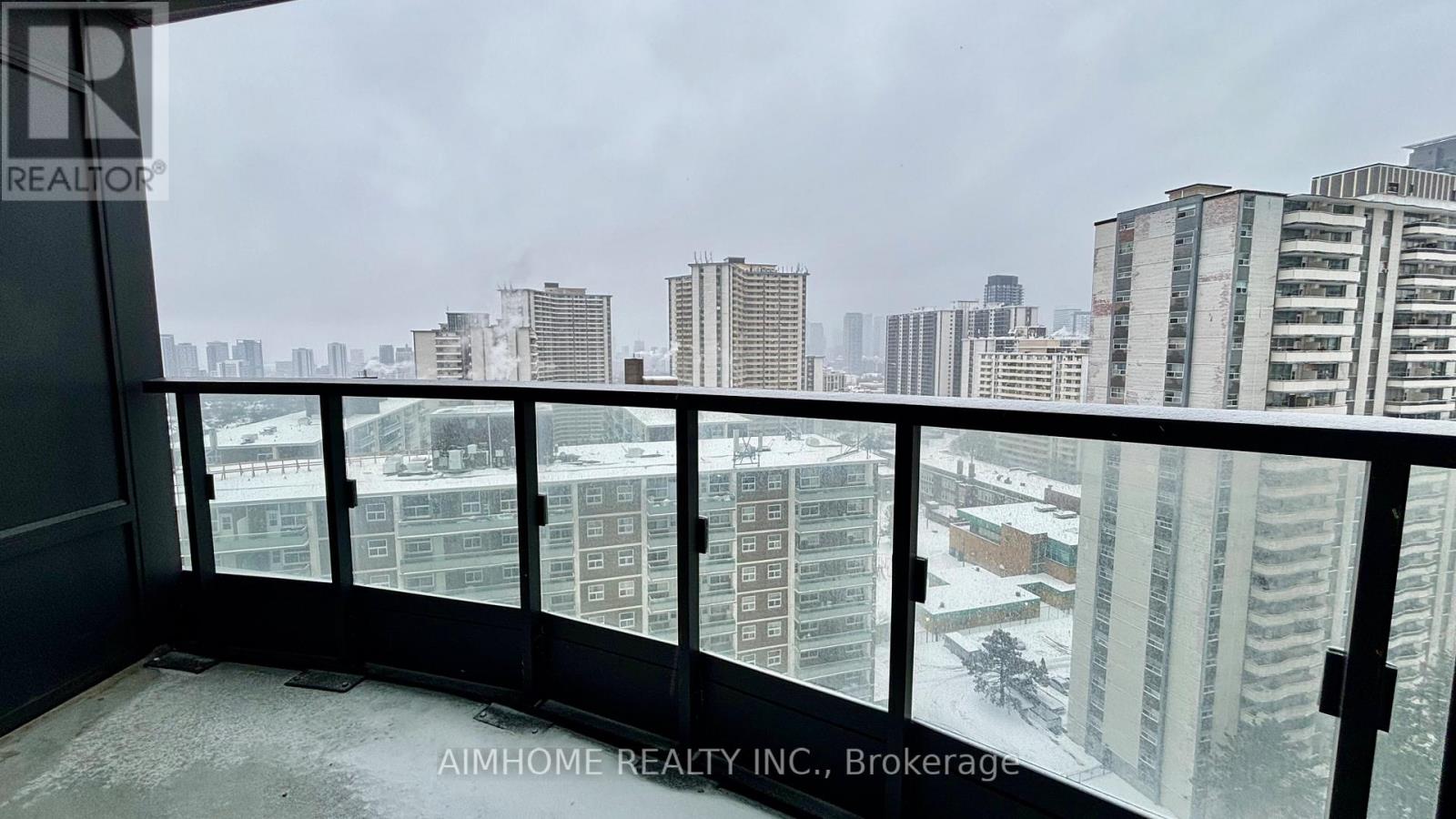 #1722 585 BLOOR STREET E - 15