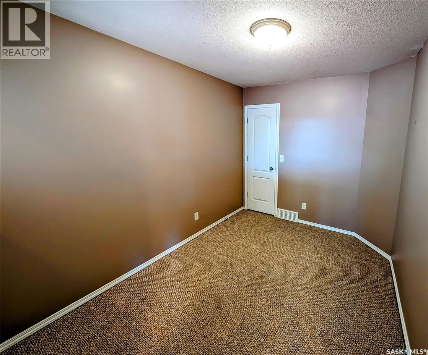4068 Buckingham DRIVE E — photo 16