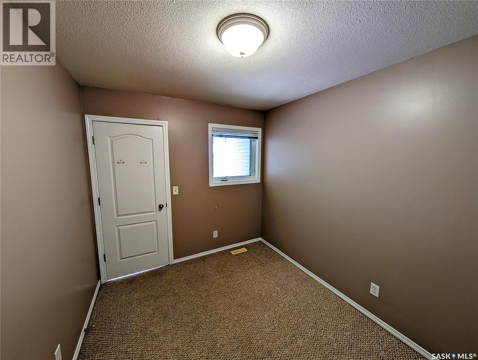 4068 Buckingham DRIVE E — photo 17