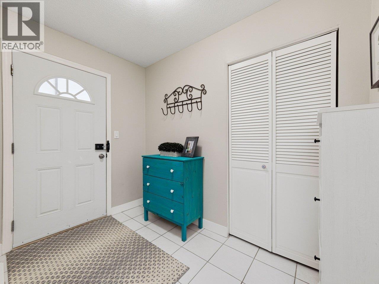 89 1052 PREMIER STREET, North Vancouver