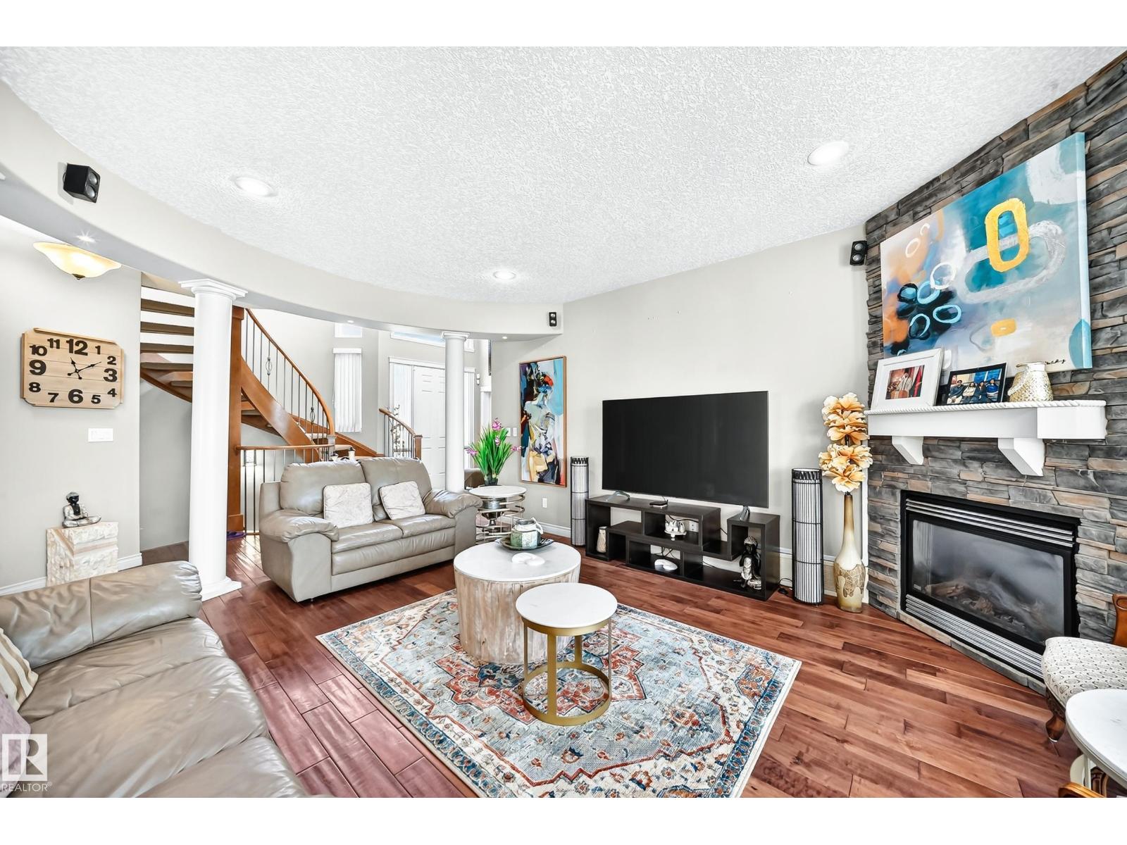 352 OZERNA RD NW - 17